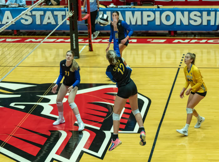 Hamilton Southeastern Castle Illinois girls volleyball 11-4-23 Julie L Brown 24054